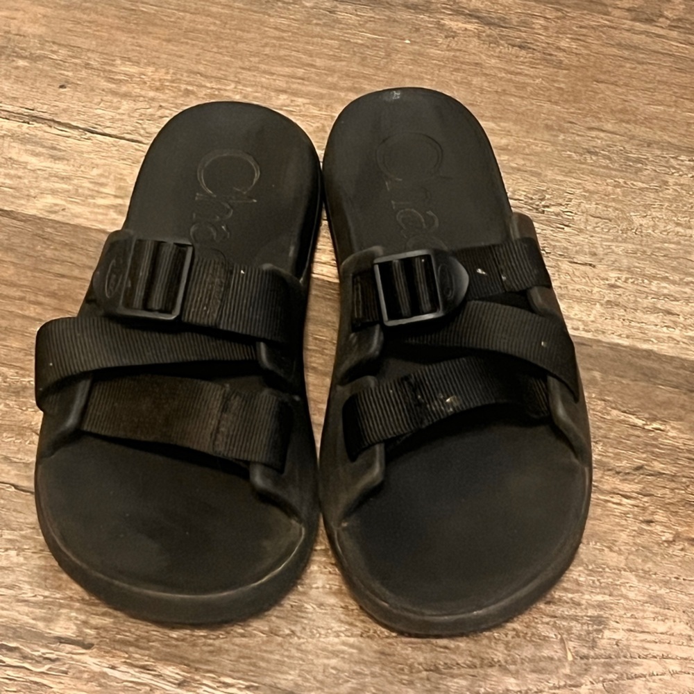 FINAL PRICE Chaco Black Strapped Slide Sandals - Picture 2 of 9